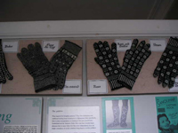 サンカ手袋　Sanquhar gloves